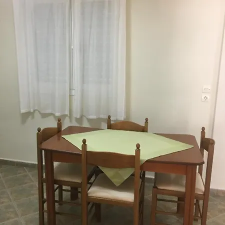 Bizis Отель *